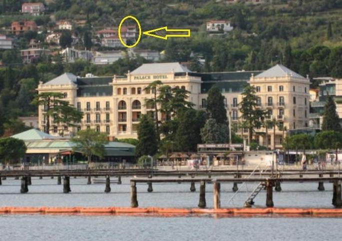 Tiny Shell House Lägenhet Portorož Exteriör bild